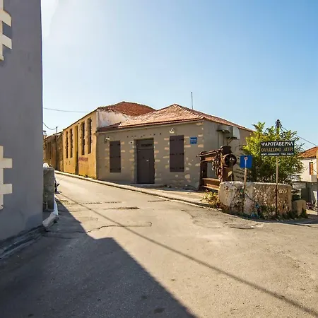 Nyaraló Athina Hriszí Aktí Haniá